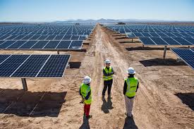 ОАЭ намерены инвестировать 163 миллиарда долларов США в развитие возобновляемой энергетики